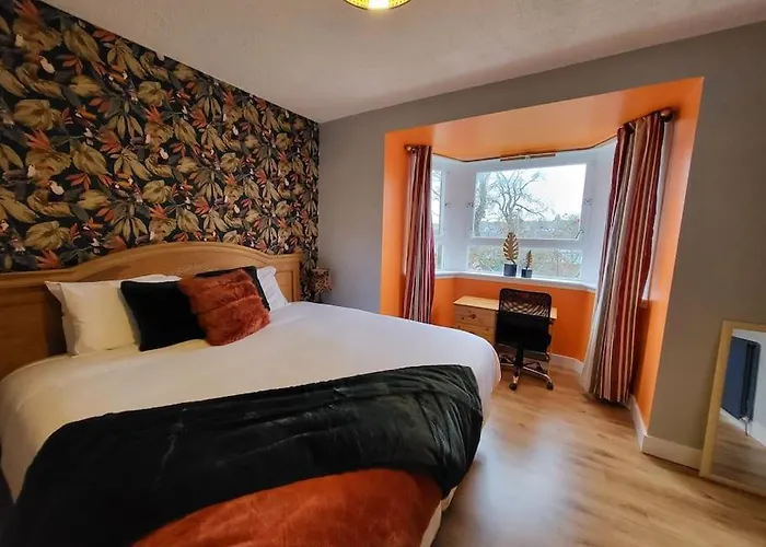 4 Bedroom Apts At Sensational Stay Serviced Accommodation Aberdeen- Powis Crescent
